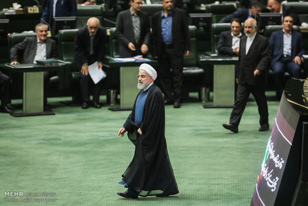 نامه نمایندگان مجلس به روحانی:تیم اقتصادی دولت راسریعا ترمیم کنید